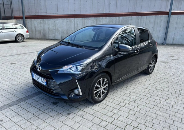 Toyota Yaris cena 49900 przebieg: 44000, rok produkcji 2019 z Brzeg małe 277